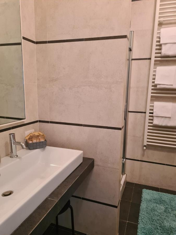 Piazza Italia Luxury Apartment Chianciano Terme Eksteriør bilde